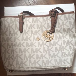 Michael Kors ‘Jet Set’ Vanilla Tote Bag